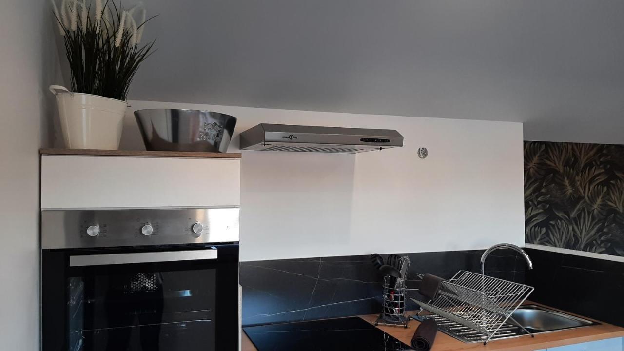 Studio Chaleureux En Hyper Centre Charleville-Mézières Esterno foto