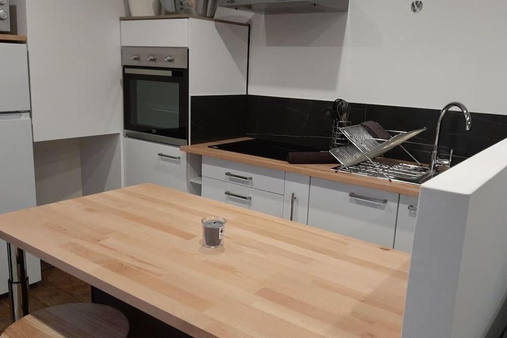 Studio Chaleureux En Hyper Centre Charleville-Mézières Esterno foto